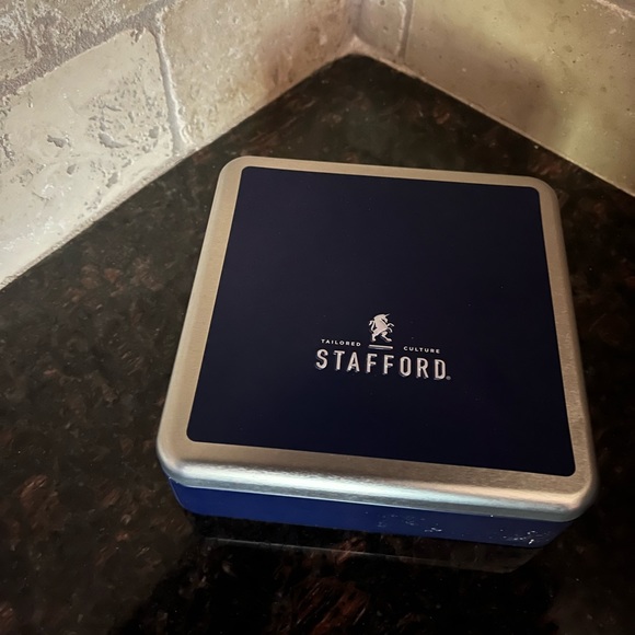 Mens Stafford RFID Shield Wallet - Picture 13 of 15